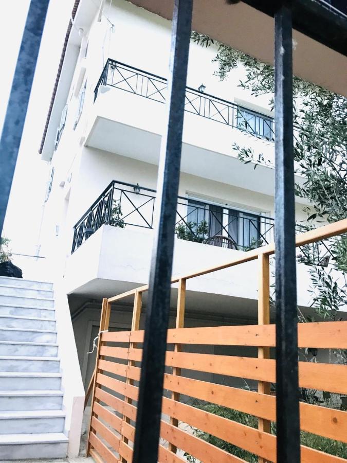 Agia Marina  Beautiful Maisonette With A View To The Mountains And The Sea מראה חיצוני תמונה
