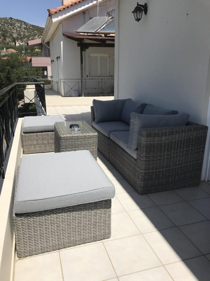 Agia Marina  Beautiful Maisonette With A View To The Mountains And The Sea מראה חיצוני תמונה