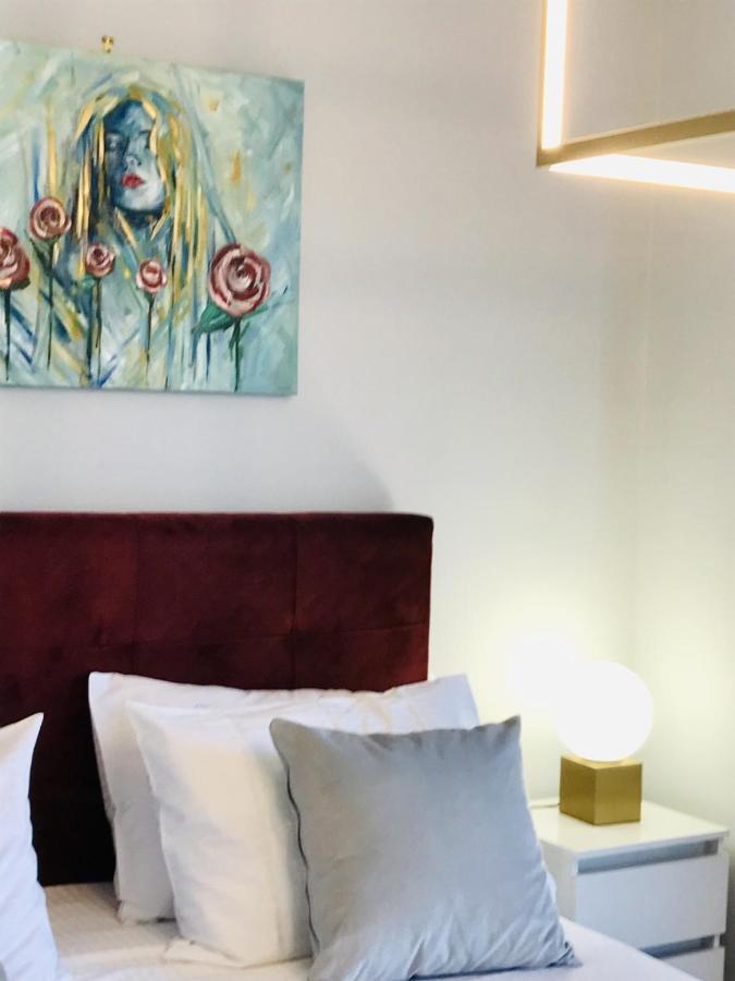 Agia Marina  Beautiful Maisonette With A View To The Mountains And The Sea מראה חיצוני תמונה